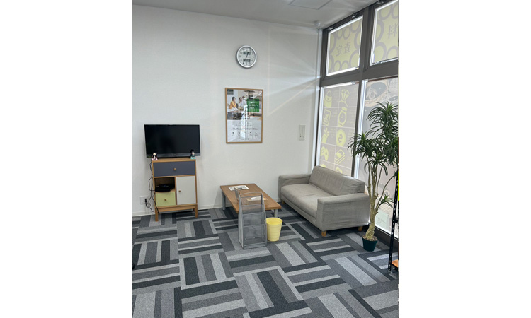 金のクマ 津志田店